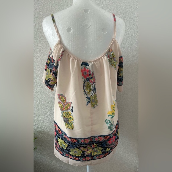 MOON COLLECTION Floral Off-Shoulder Blouse SIZE M - Picture 2 of 6